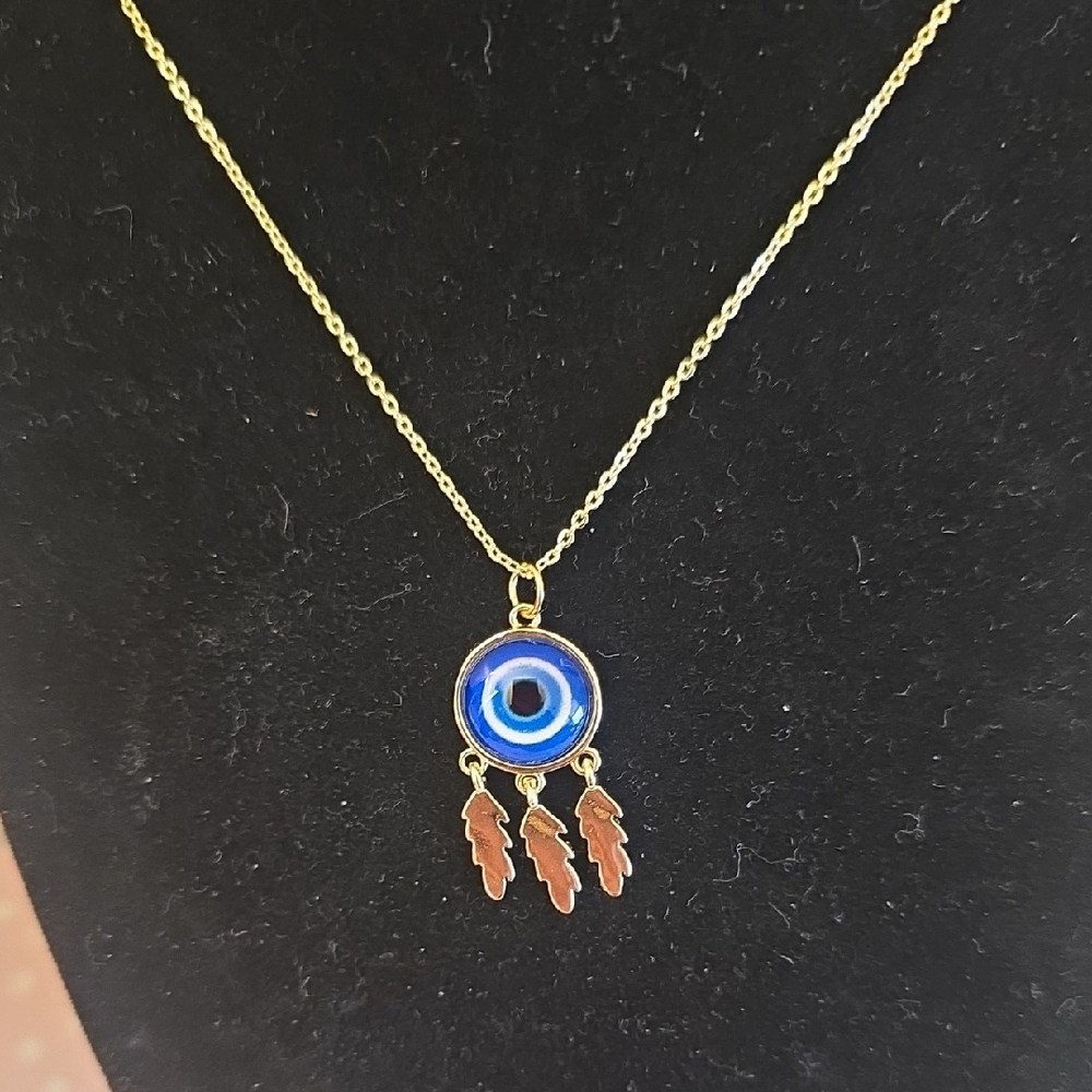 Evil Eye Pendant Necklace NIB